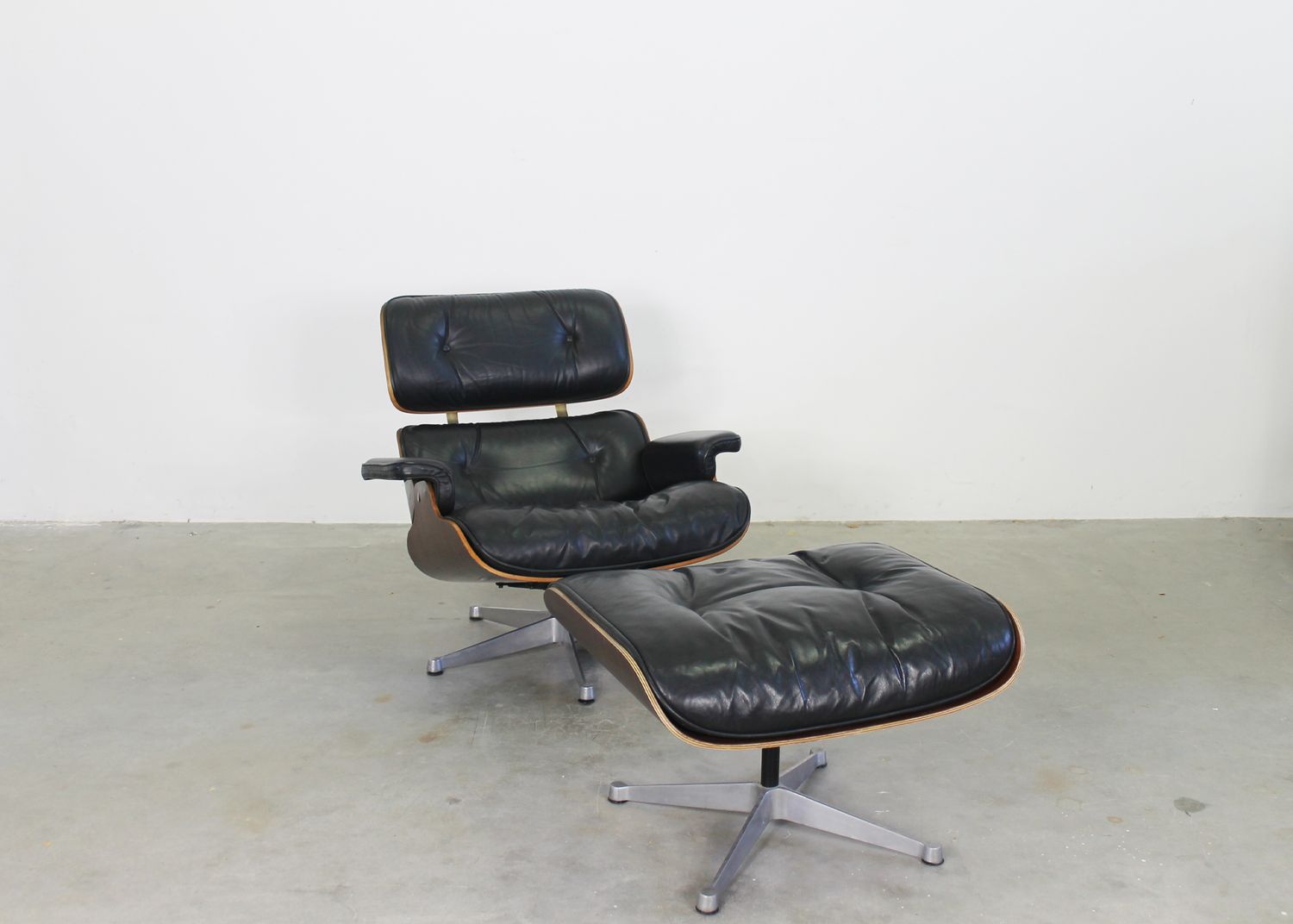 Charles & Ray Eames Lounge Chair and Ottoman by Herman Miller 1970-80s