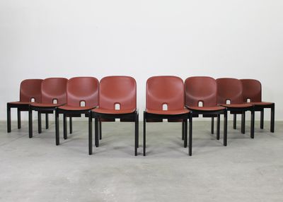 Tobia & Afra Scarpa Set of Eight 121 Chairs in Wood and Leather by Cassina 1970s