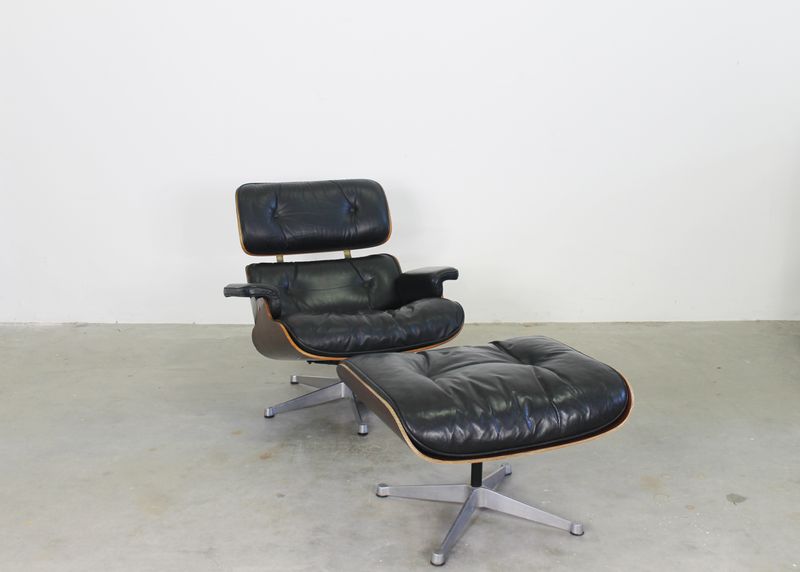 Charles & Ray Eames Lounge Chair and Ottoman by Herman Miller 1970-80ca.