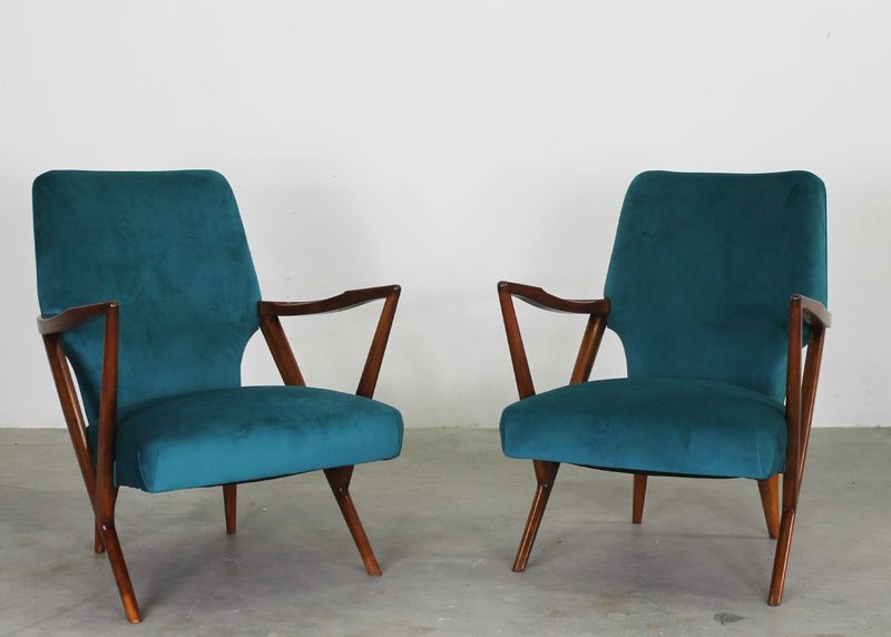 Giuseppe Scapinelli Set of Two Armchairs in Walnut and Printed Fabric 1955