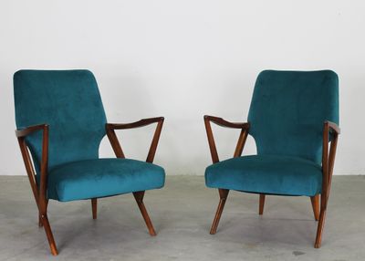 Giuseppe Scapinelli Set of Two Armchairs in Walnut and Printed Fabric 1955 Giuseppe Scapinelli Set of Two Armchairs in Walnut and Printed Fabric 1955