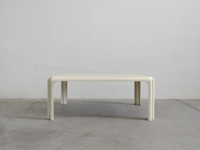 Vico Magistretti Arcadia White Rectangular Coffee Table by Artemide 1970s