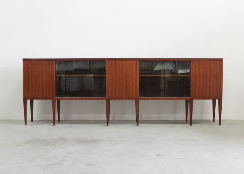 Gio Ponti Sideboard in Wood and Glass Italian Manufacture 1950s