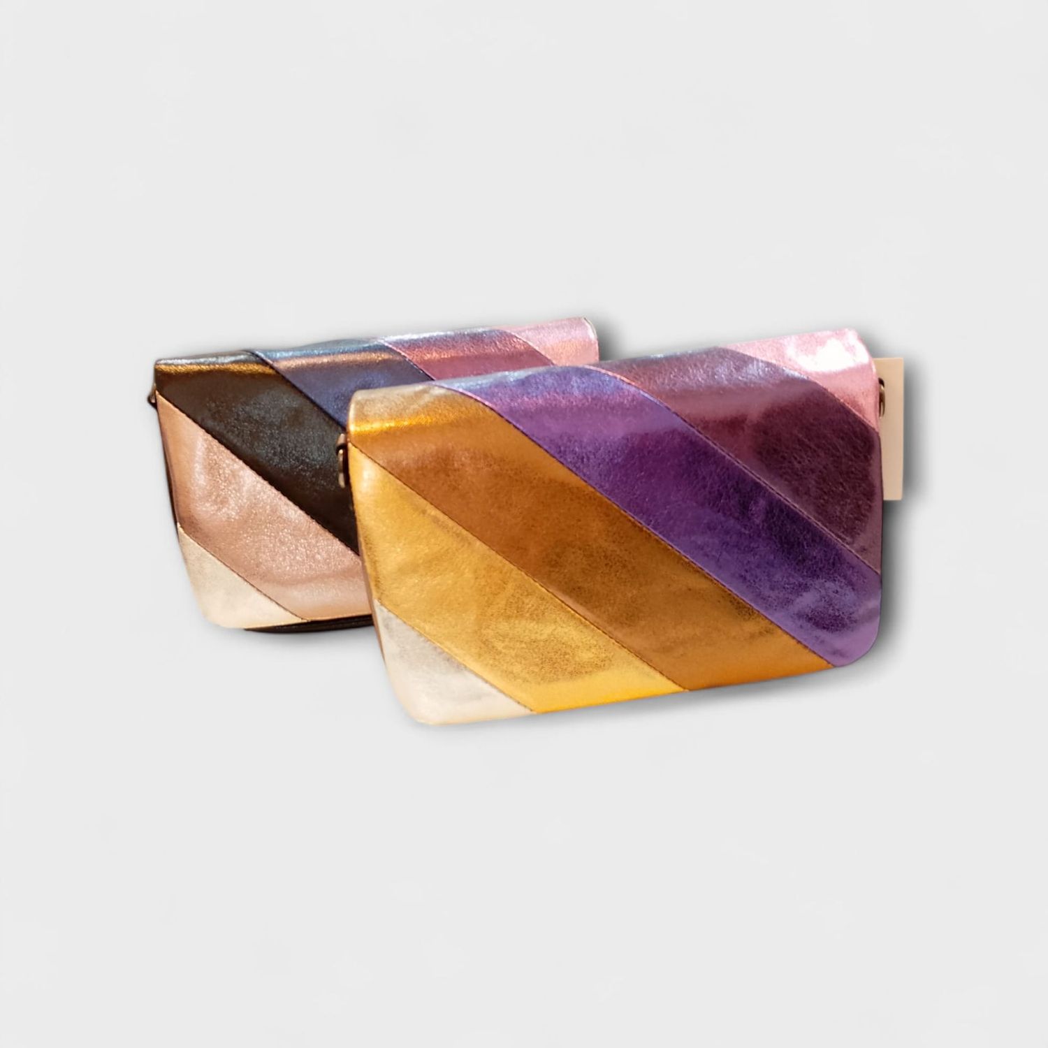 Bolso lineas metalizadas