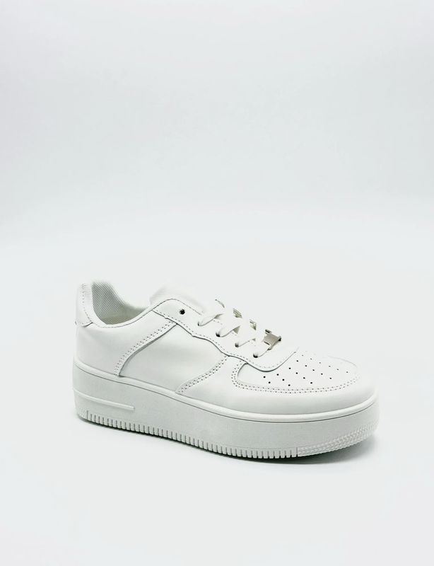 Tenis suela ancha