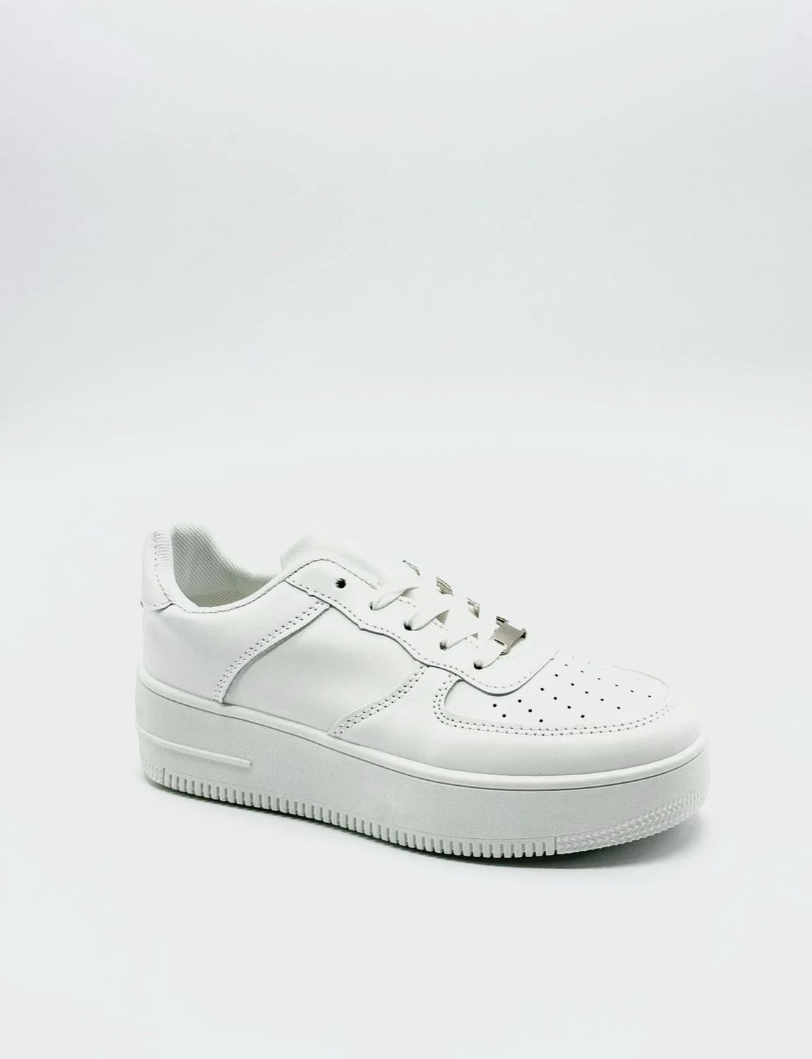 Tenis suela ancha