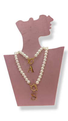Collar inicial perla