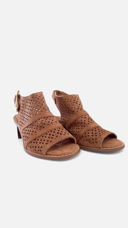 Tacon botin triangulos camel