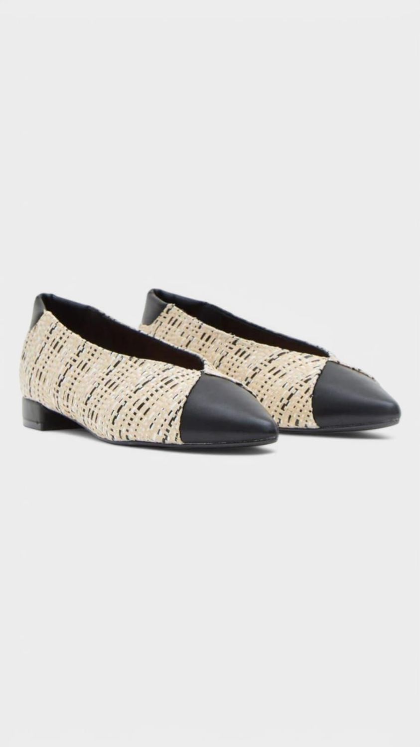 Zapato bicolor encaje negro