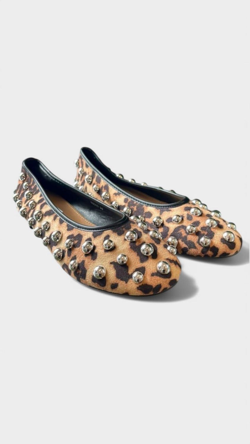 Bailarina tachuelas leopardo