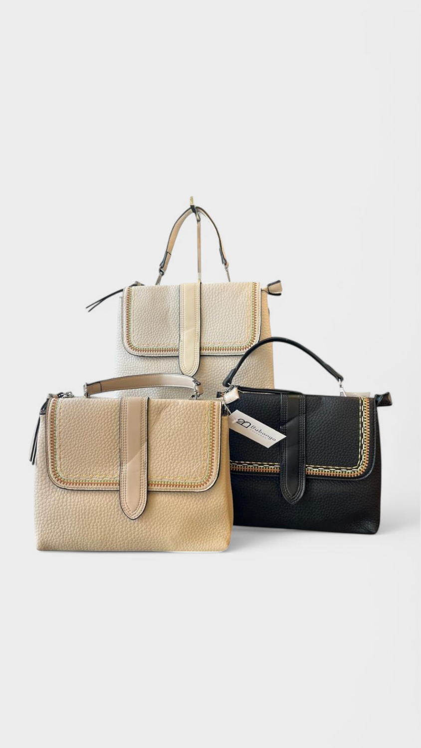 Bolso bordado compartimento