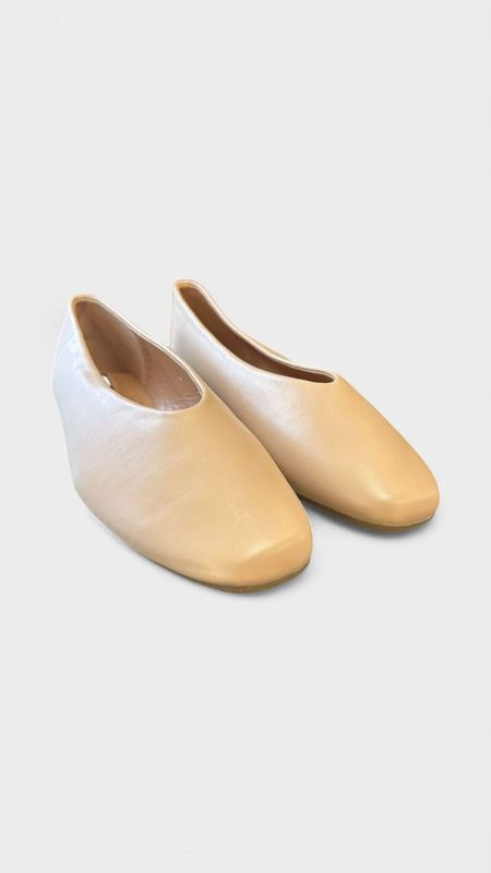 Zapato francesa clasico beige