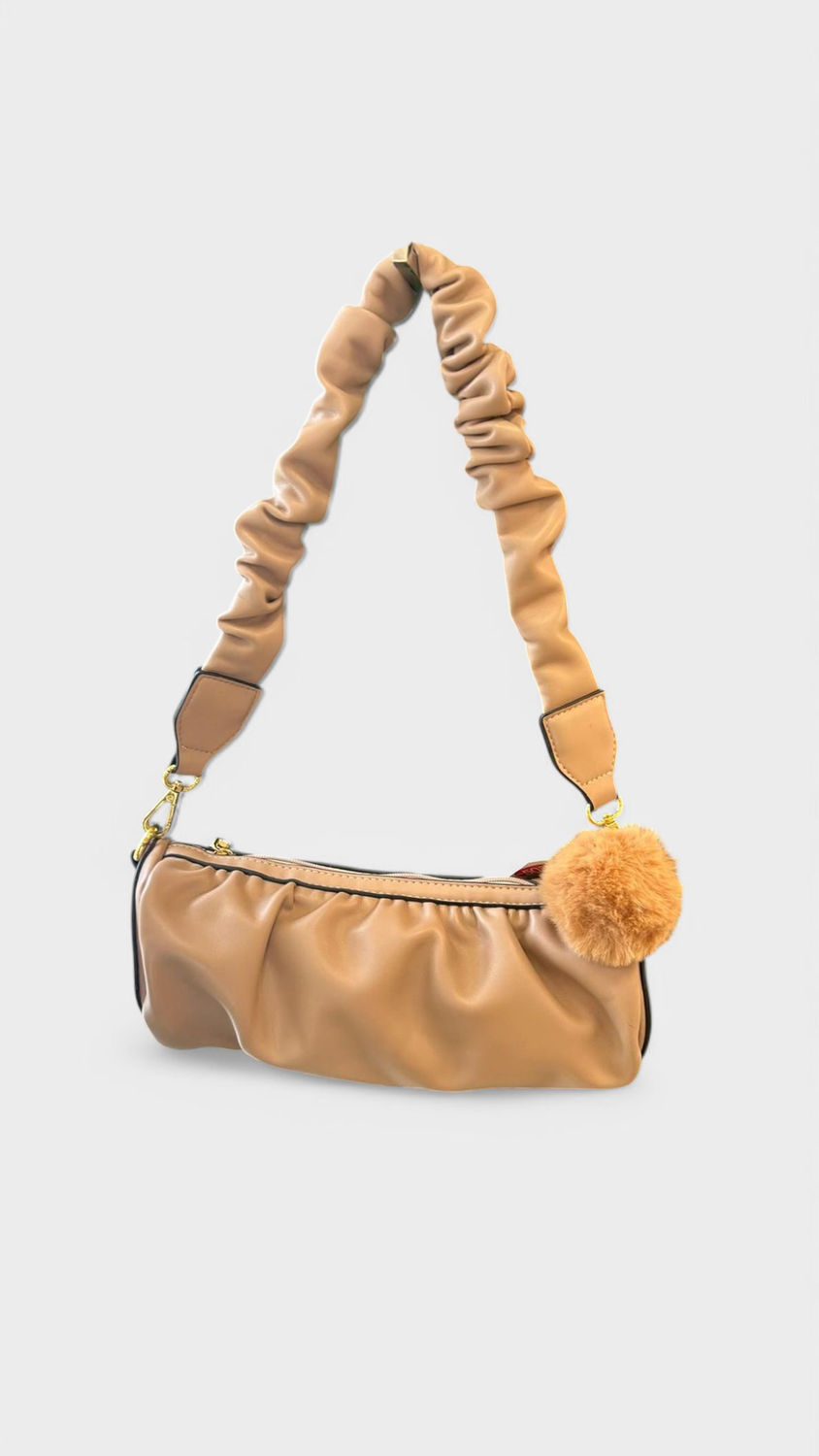 Bolso marrón estuche