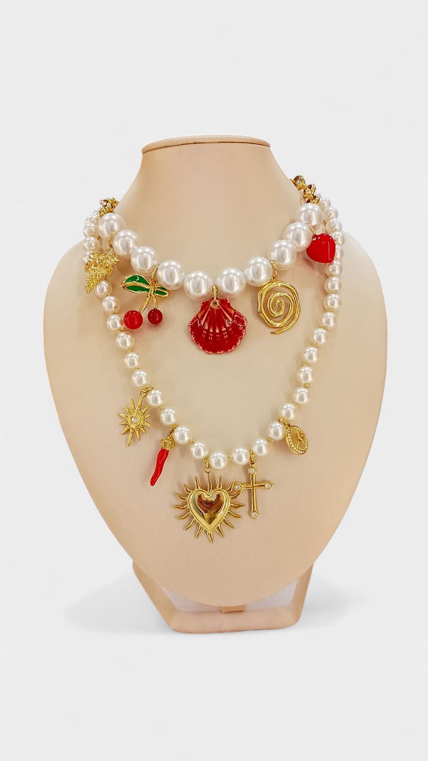 Collares perlas charms