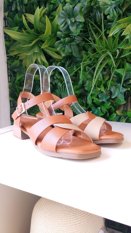 Sandalia Carmen camel