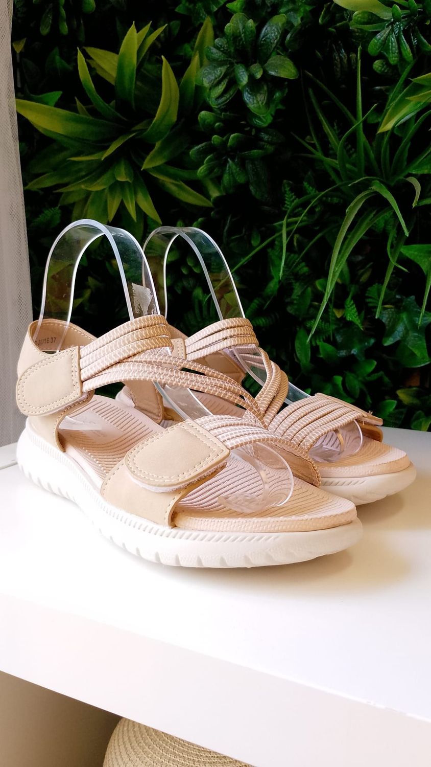 Sandalia air beige