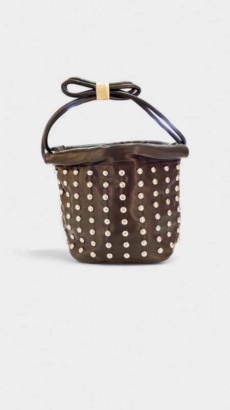 Bolso mil tachuelas