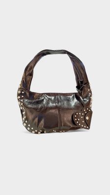 Bolso corazón tachuela