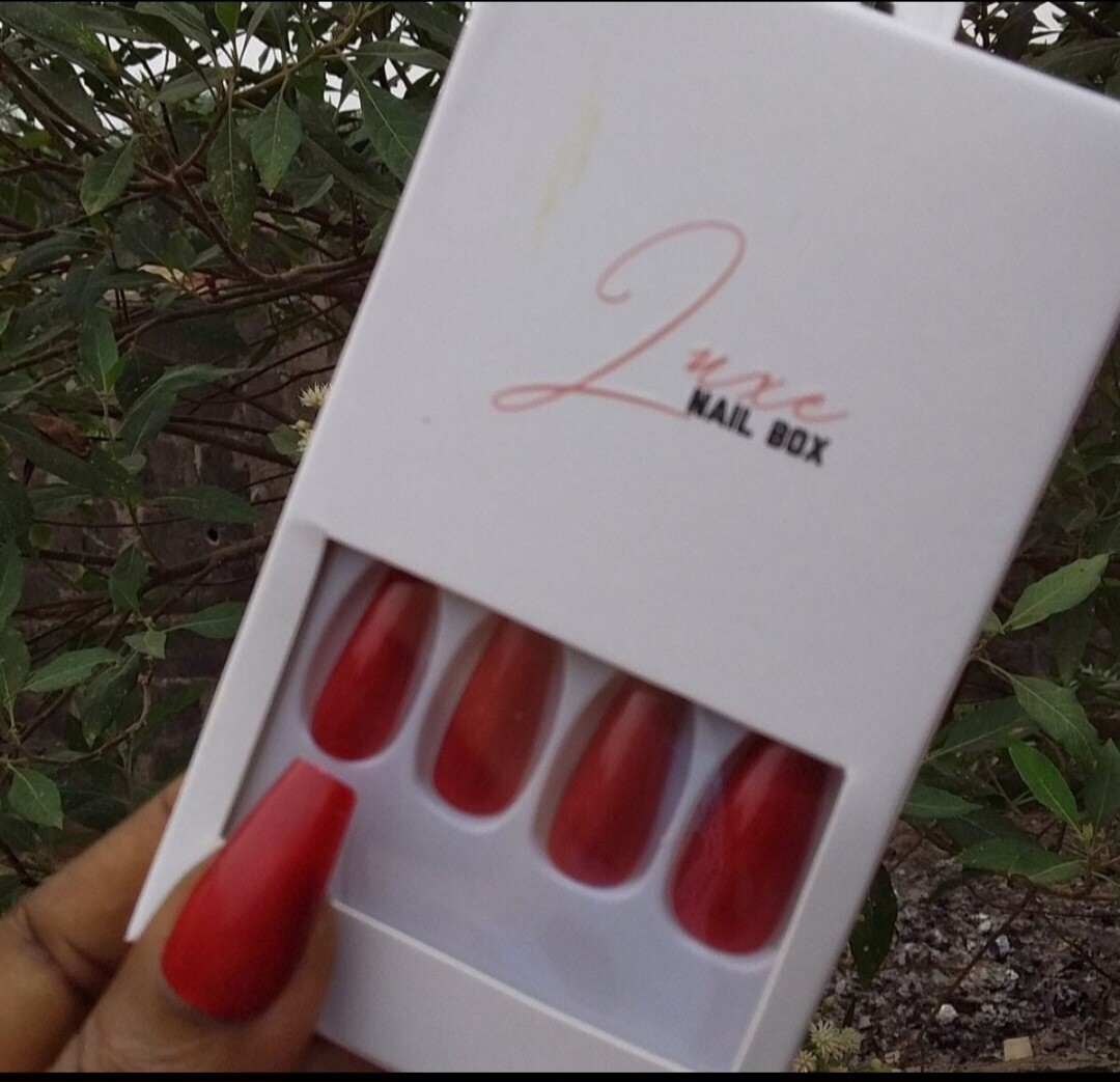 Medium Plain Set Red