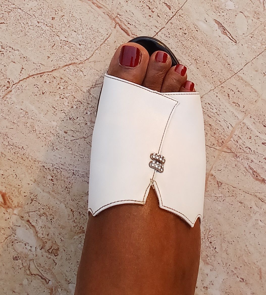 Wine Toe Nail Set