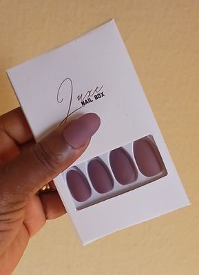 Laureta Matte Set