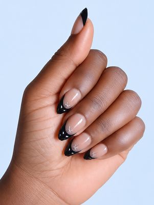 Noir Star Almond 