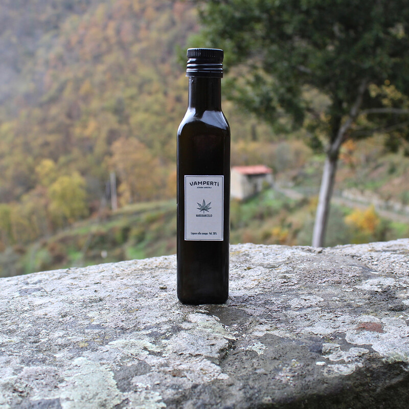 Liquore alla Canapa - MARIJUANCELLO- 250 ml