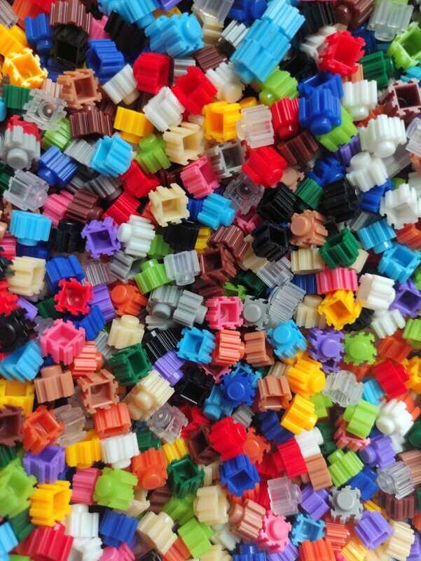 Pixel Blocks Multicolor