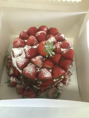 Chocolate, Strawberry & Ganache Cake