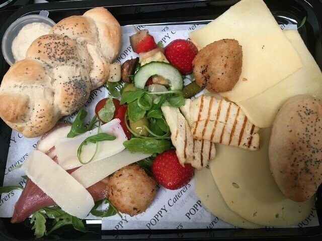 Vegetarian Platter (Serves 6)