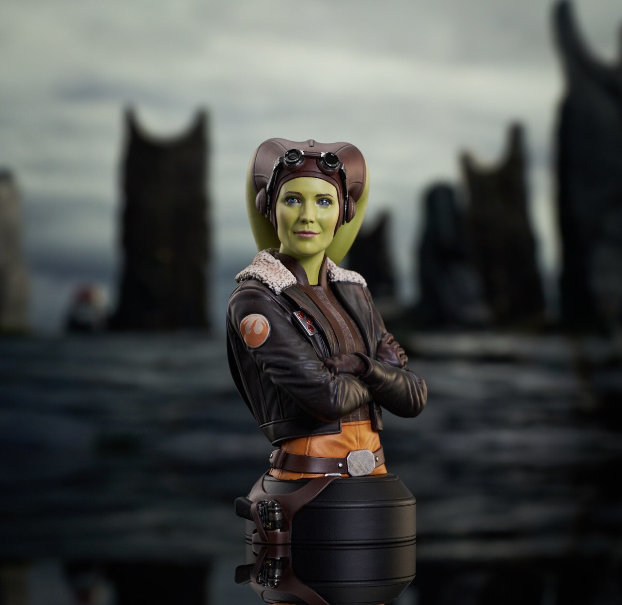 PRE ORDER PREPAYMENT/AANBETALING €30,00 Star Wars Gentle Giant Bust 1/6 Scale Hera Syndulla (Ahsoka) 15 cm