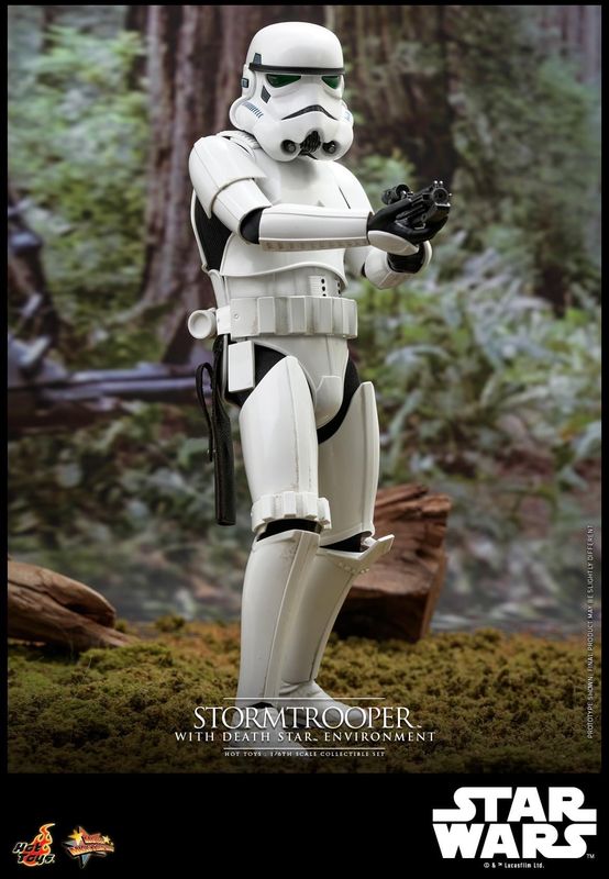 PRE ORDER PREPAYMENT €50,00 Star Wars Hot Toys Stormtrooper With Death Star Environment