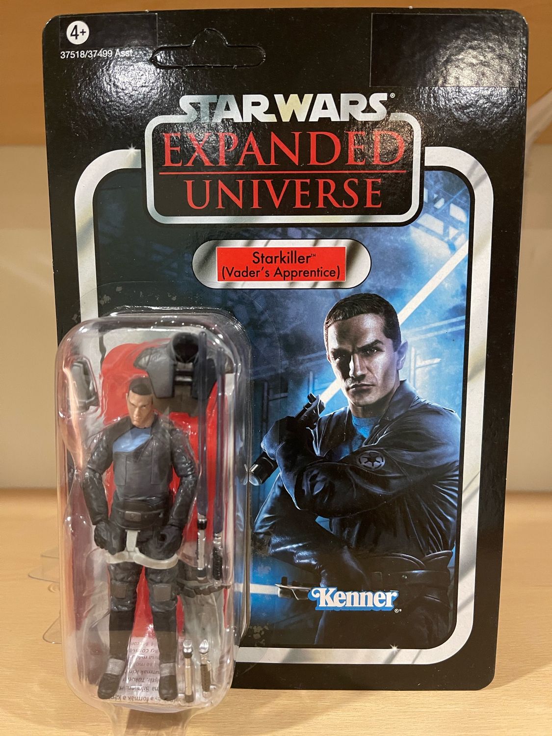 Star Wars The 3’75” Vintage Collection VC100 Starkiller (1st Edition) Expanded Universe