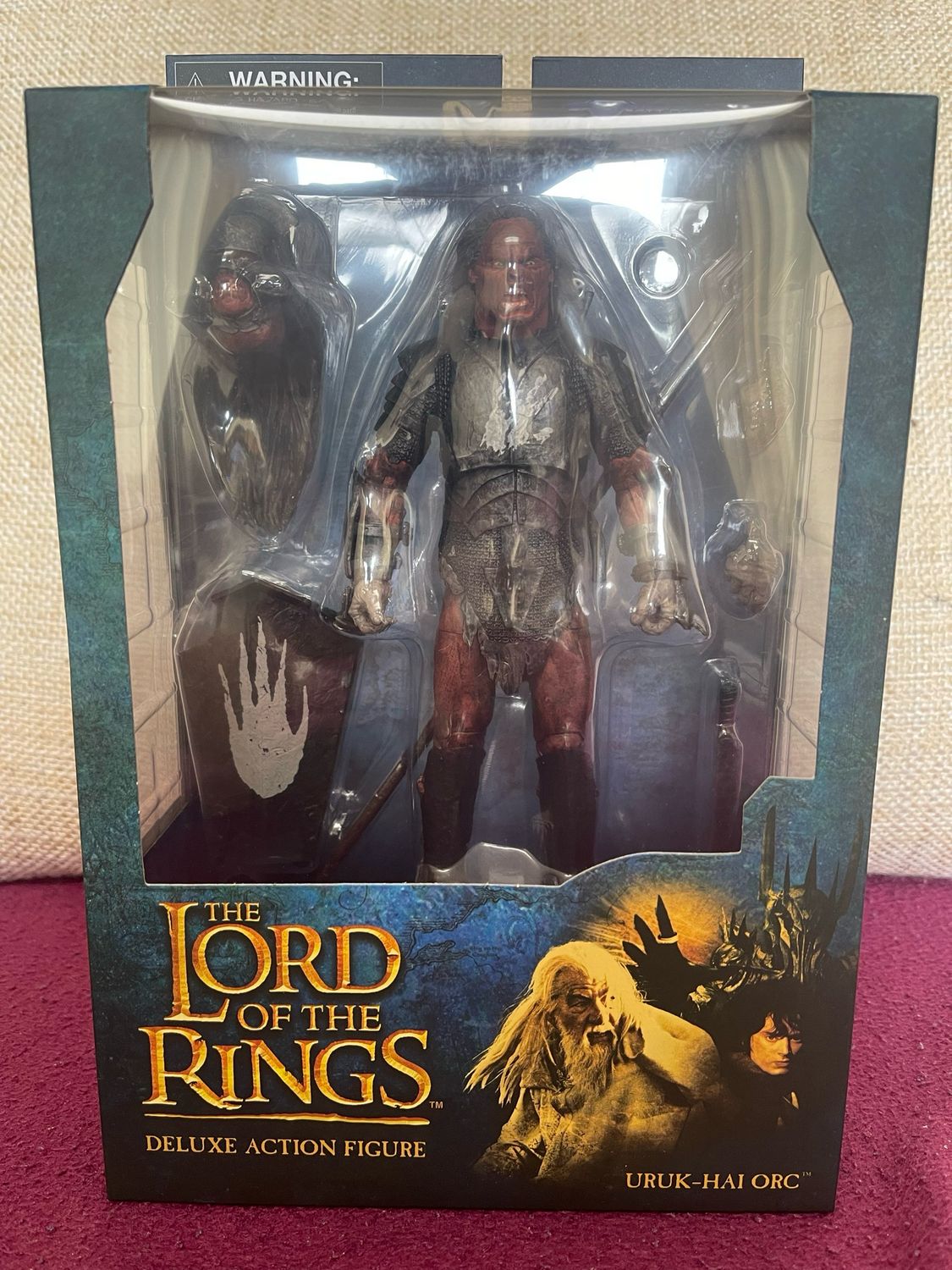 The Lord of the Rings - Uruk Hai 18cm - Diamond Select Toys