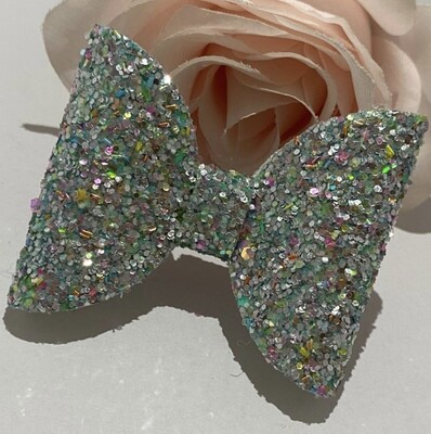 Medium Bows