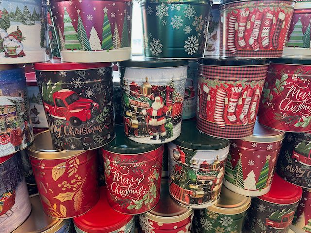 Christmas Tins (3 Gallon)