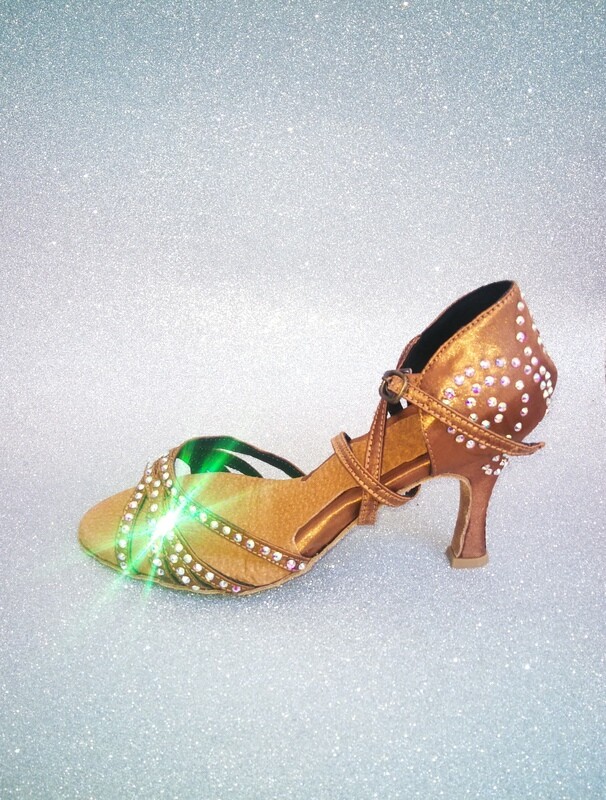 Art. 023 toffee con Crystales tipo swarovski Art. 023 toffee con Crystales tipo swarovski