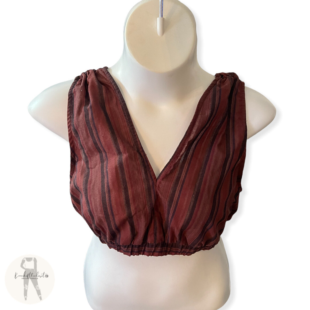 Casual Crop Top ( NWT )