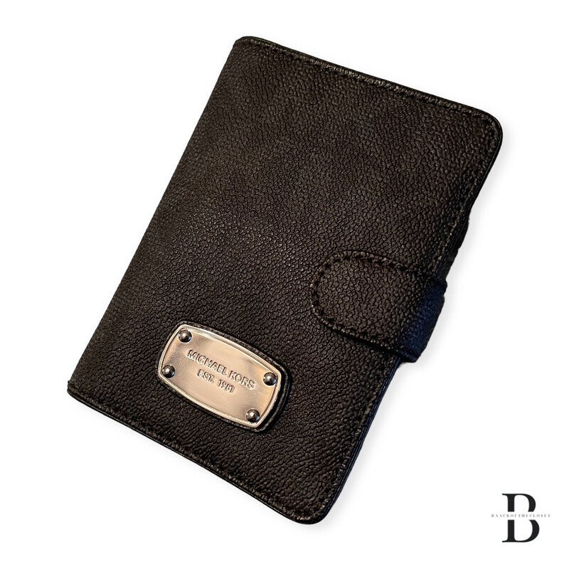 Michael Kors Passport Wallet Black