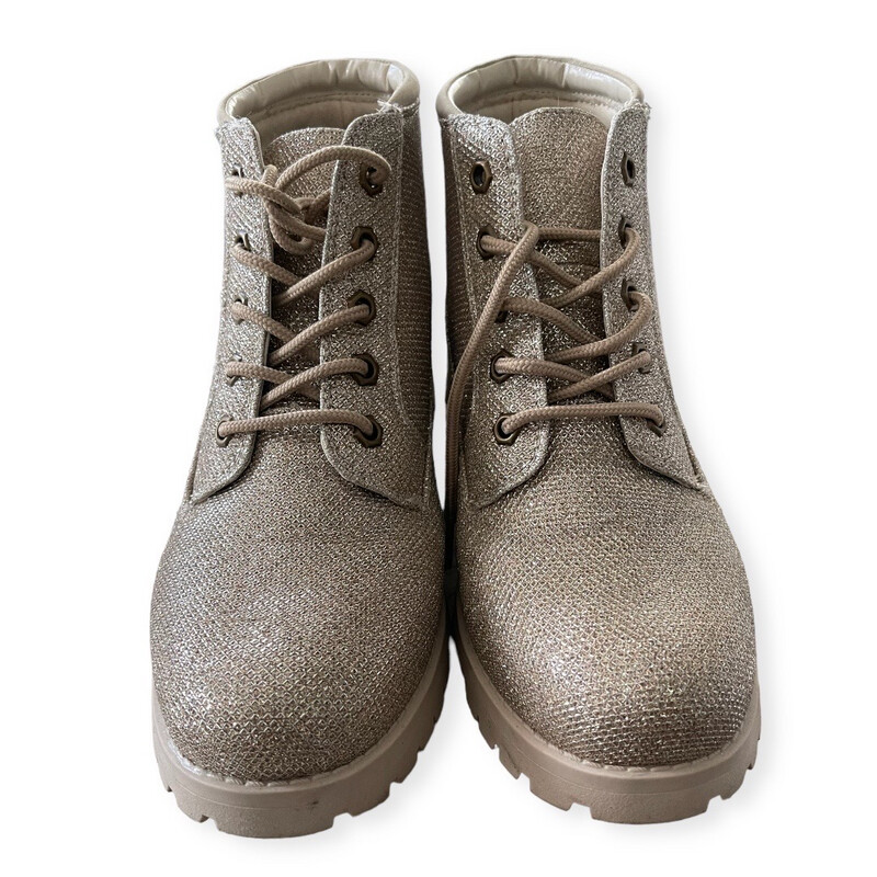 Cliffs By White Mountain Ankle Boots