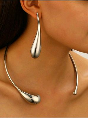 Conjunto de 3 peças de Bijuterias em Estilo Punk Design em Formato de Lágrima Brinco e Colar Choker Aberto