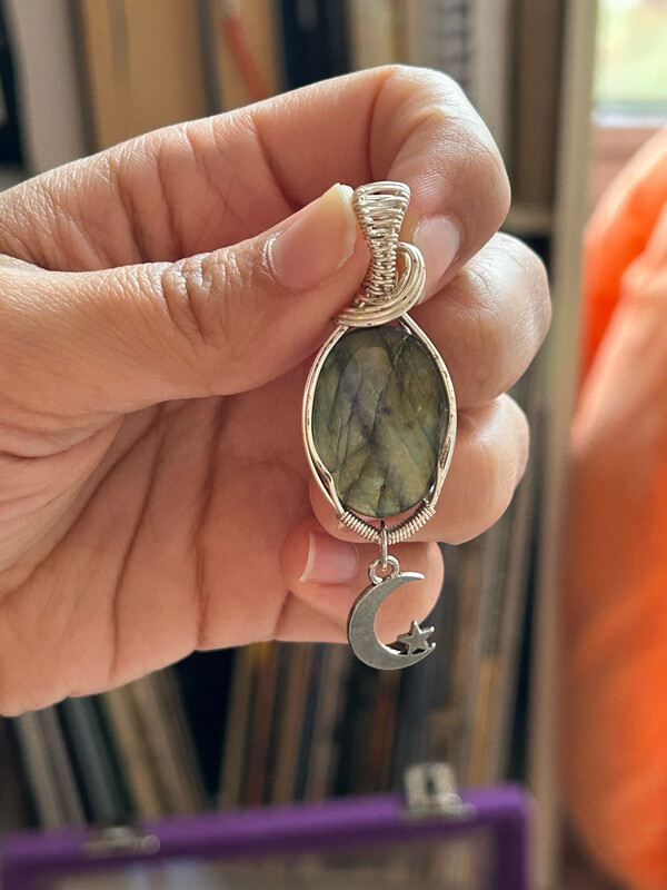 Labradorite Pendant #1