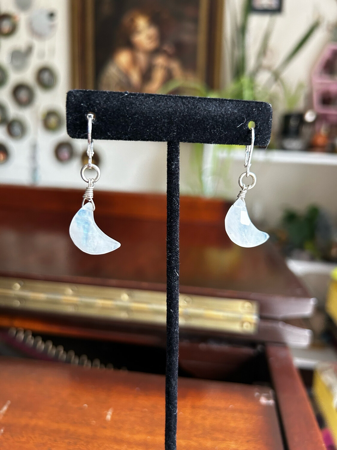 Moonstone Faceted Moons