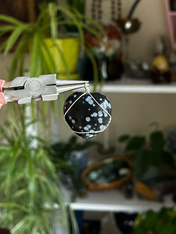 Snowflake Obsidian Heart