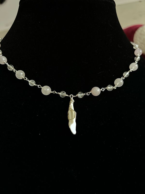 Coyote Tooth Choker with Rose Quartz And Clear Quartz
