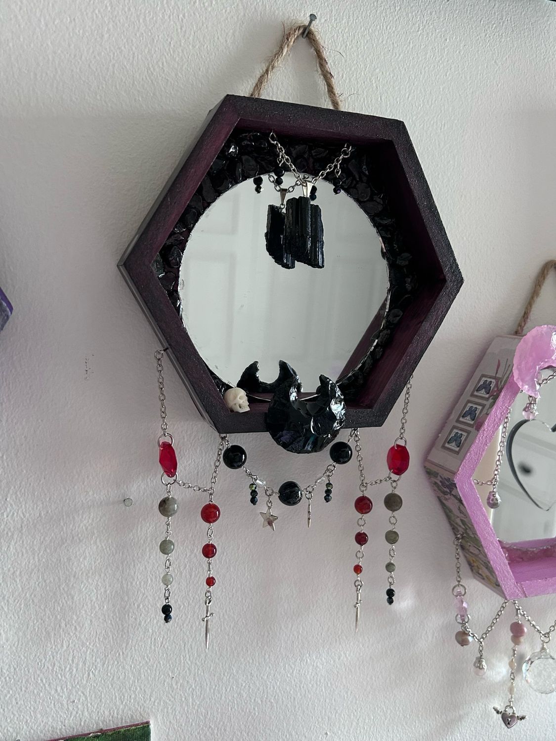Lilith Magic Mirror