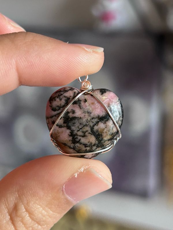 Rhodonite Mini Heart