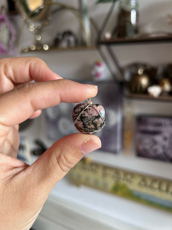 Rhodonite Mini Heart