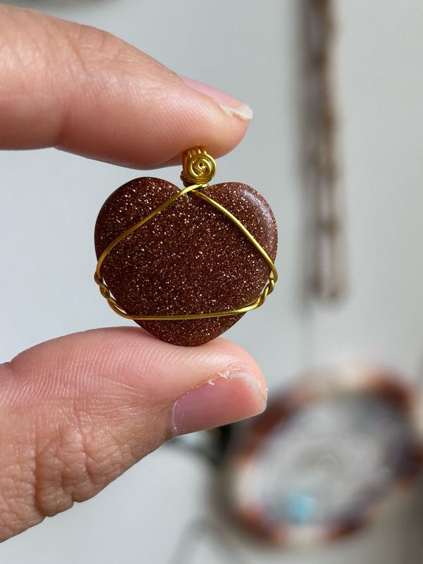 Goldstone Mini Heart