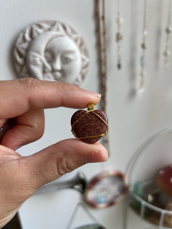 Goldstone Mini Heart